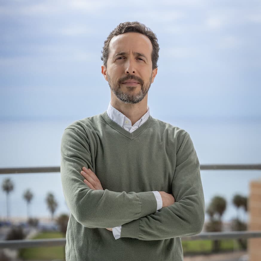 Portrait of Alfonso Monje De Pro, the professional architect featured in episode 6 of Guru of Laying.