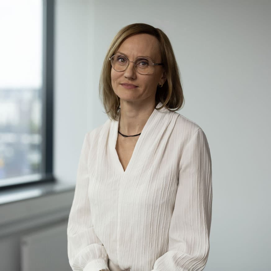 Portrait of Leonarda Okon,  featured in episode 1 of Guru of Laying.