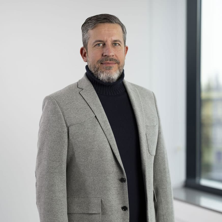 Portrait of Oskar Hunger,  featured in episode 1 of Guru of Laying.