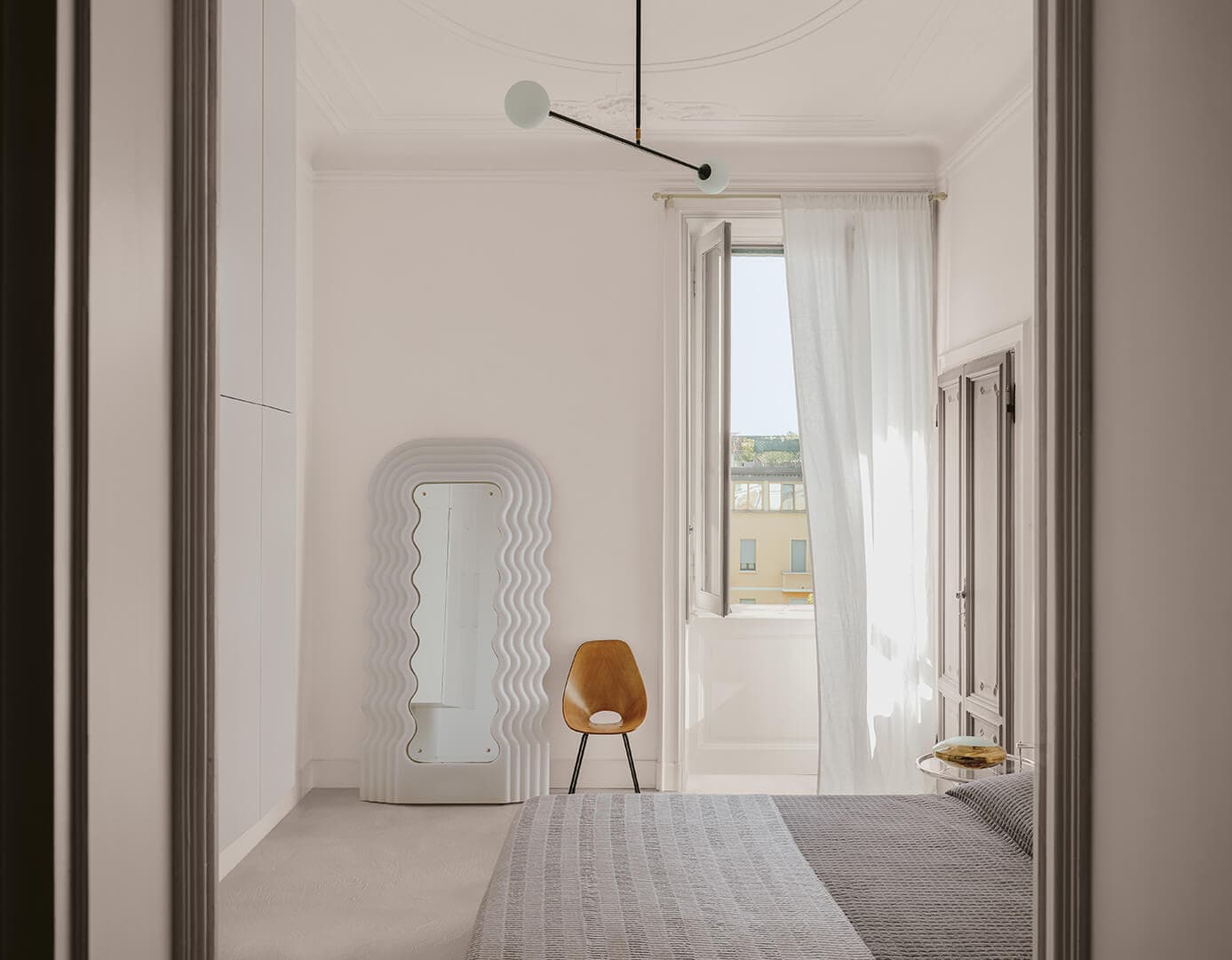 Soffitto e pareti: Absolute KK 134, Pavimento: Cementoresina KK 134